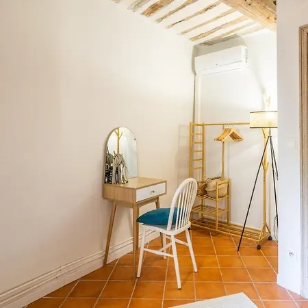 Apartment La Confidence L'Isle-sur-la-Sorgue